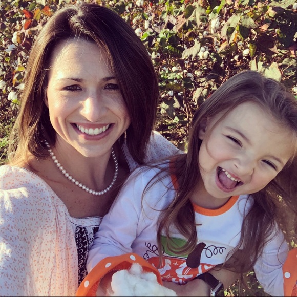 Hi! I’m Whitney! It’s so nice to meet you! - Picture 2 of 16